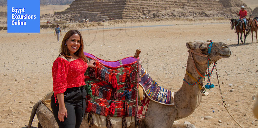 Camel Ride excursion around Giza pyramids from Cairo